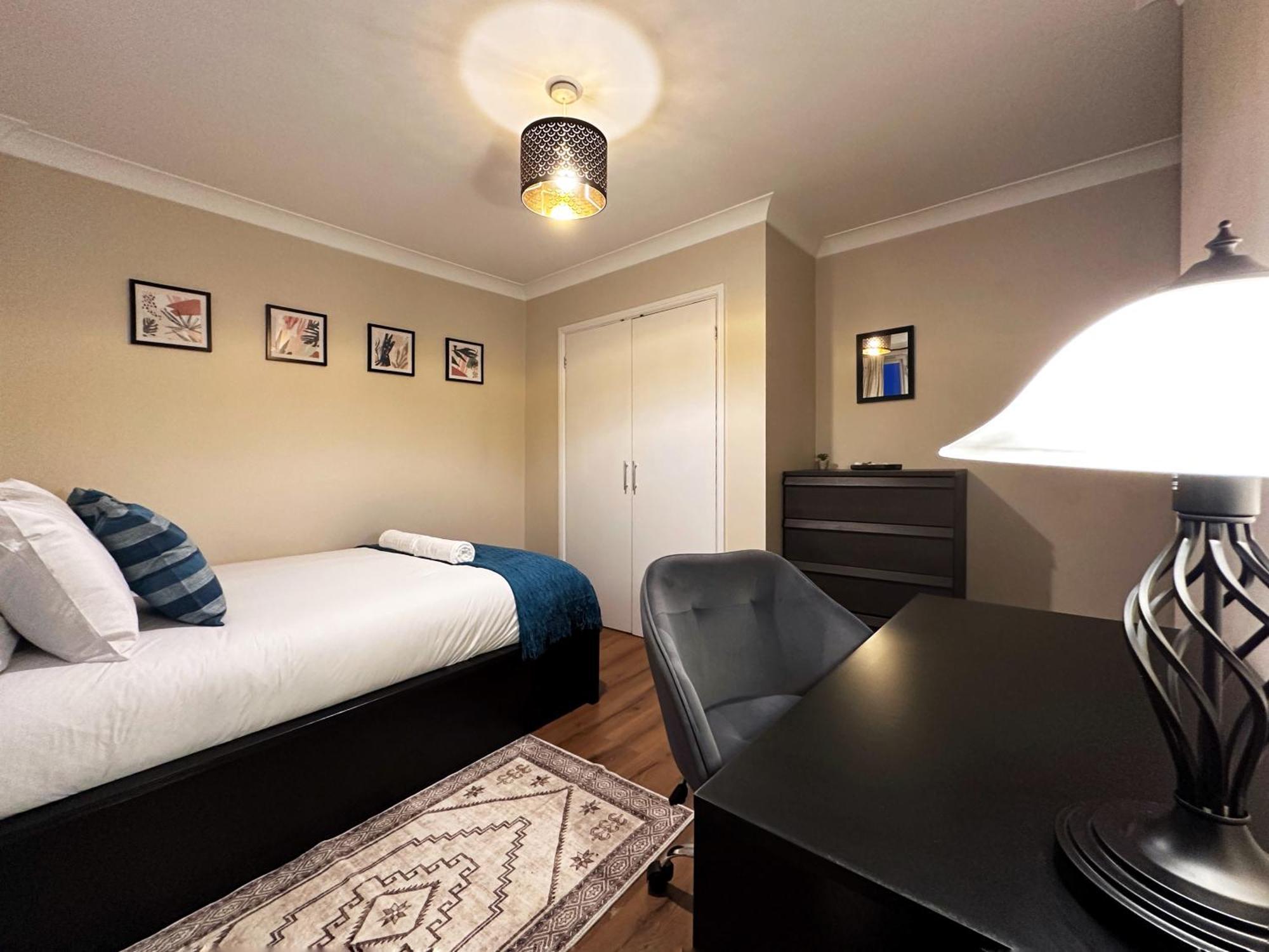 Betty's Place In Tower Hill - 2 Double Beds, Max 4 People, Great Location In Апартаменты *
