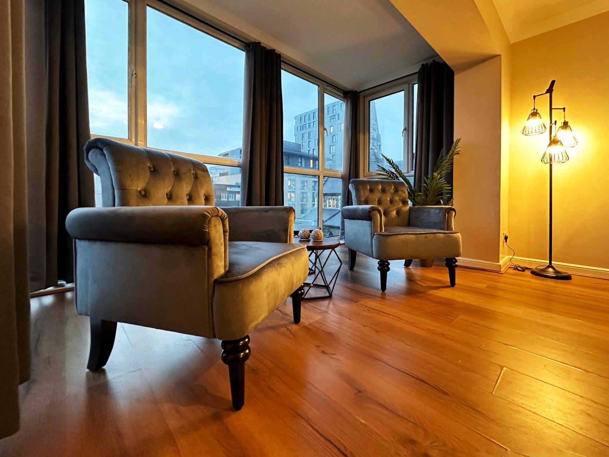 Betty's Place In Tower Hill - 2 Double Beds, Max 4 People, Great Location In Апартаменты